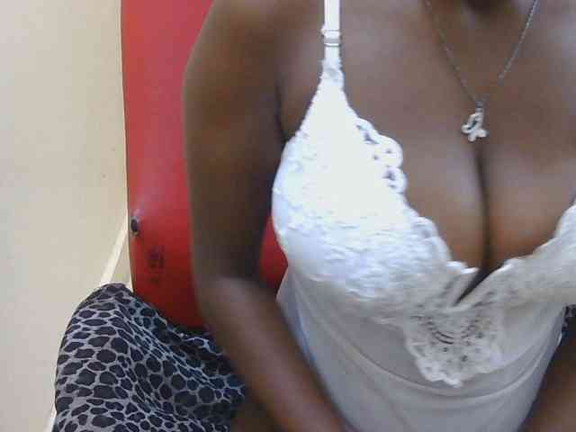 Prettymelvi webcam