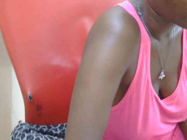 Prettymelvi webcam
