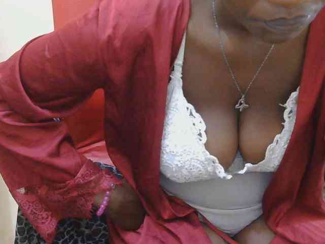 Prettymelvi webcam