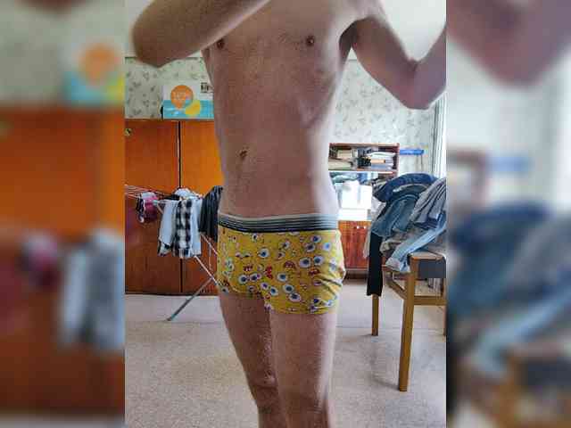 SolistRUtoBali Live Webcam on BongaCams