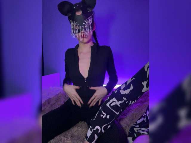 lunapairs's BongaCams show and profile