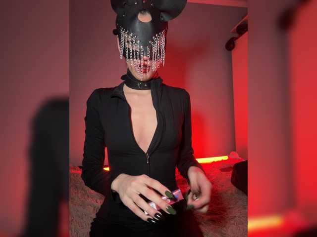 lunapairs's BongaCams show and profile