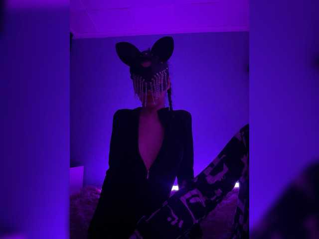 lunapairs's BongaCams show and profile