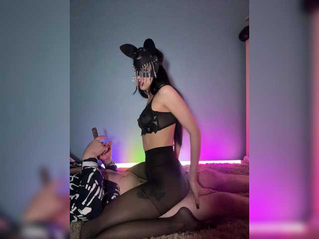 lunapairs's BongaCams show and profile