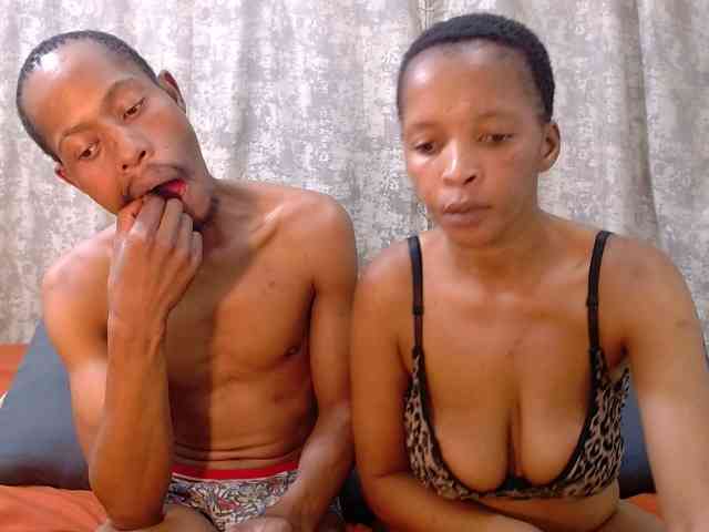 NastyCoupleX01 webcam