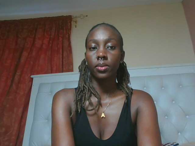 SexyNova live cam on BongaCams