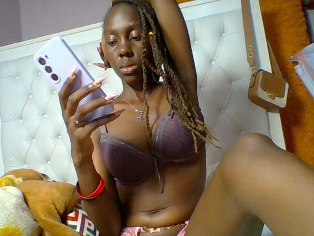 SexyNova live cam on BongaCams