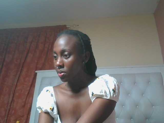 SexyNova live cam on BongaCams