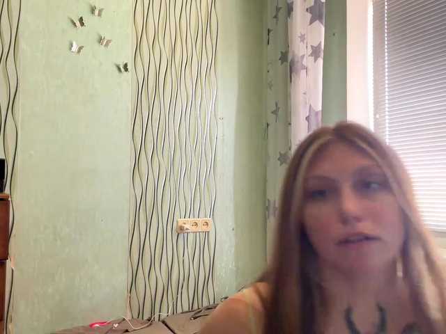 MaragretGonsar live cam on BongaCams