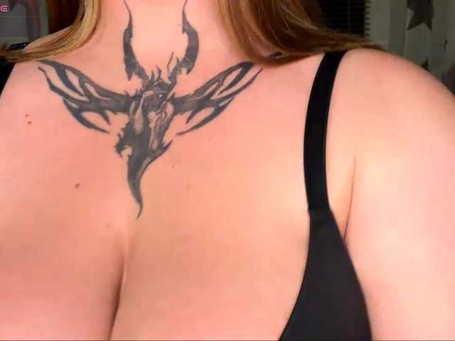 MaragretGonsar live cam on BongaCams