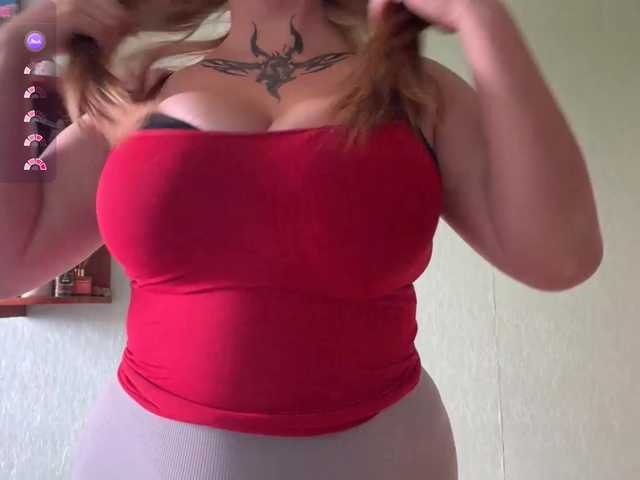 MaragretGonsar live cam on BongaCams