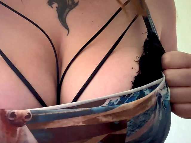 MaragretGonsar live cam on BongaCams
