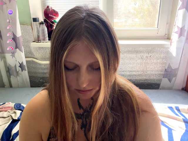 MaragretGonsar live cam on BongaCams