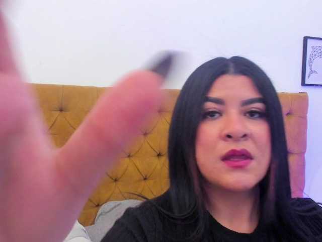 Katty-West live cam on BongaCams