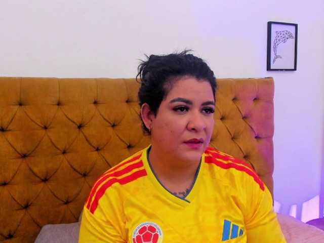 Katty-West live cam on BongaCams