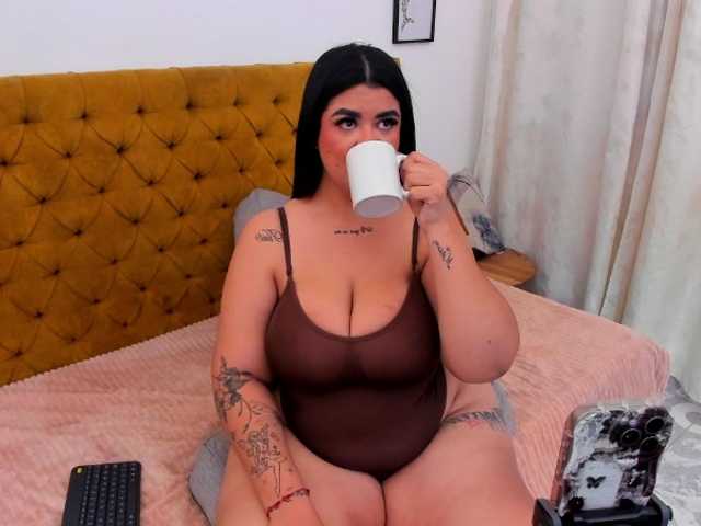Katty-West live cam on BongaCams