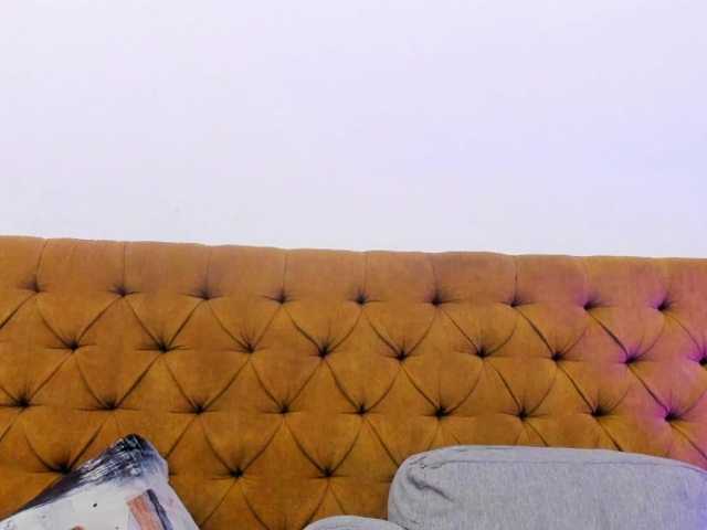 Katty-West live cam on BongaCams