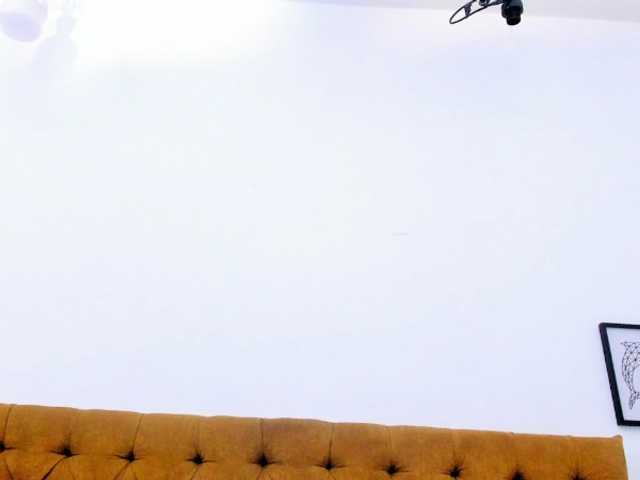 Katty-West live cam on BongaCams