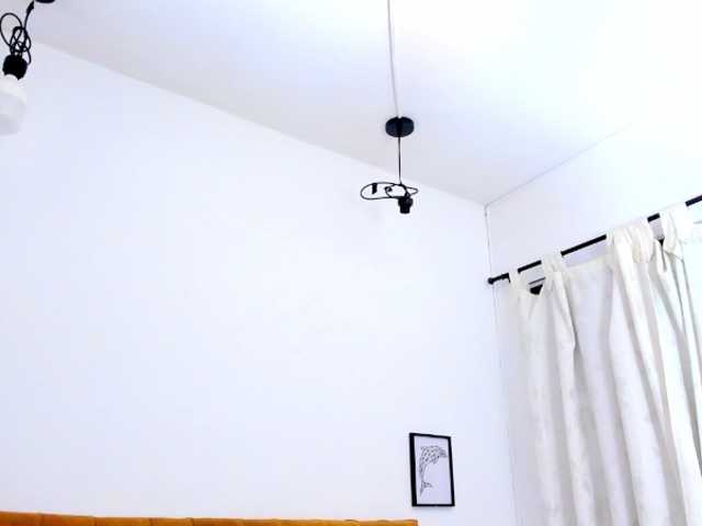 Katty-West live cam on BongaCams