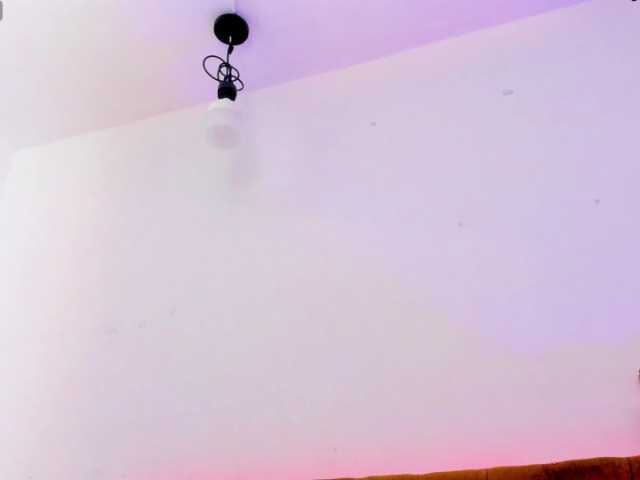 Katty-West live cam on BongaCams