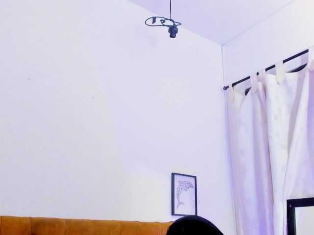 Katty-West live cam on BongaCams