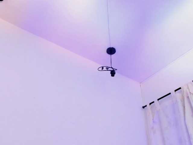 Katty-West live cam on BongaCams