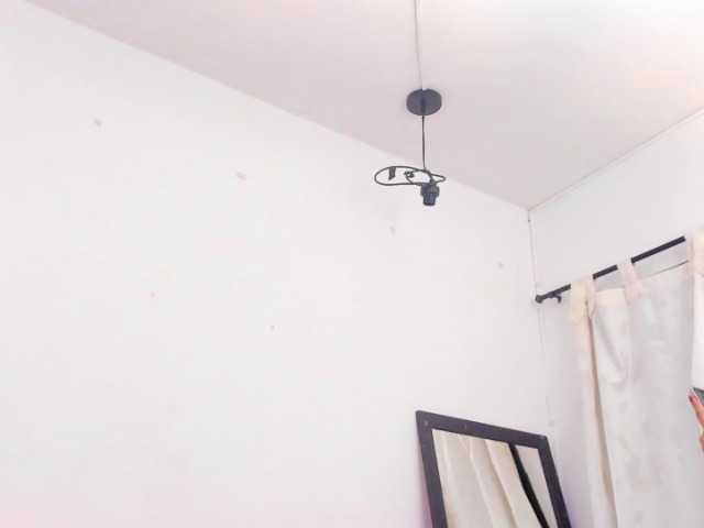 Katty-West live cam on BongaCams