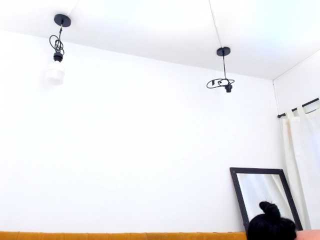 Katty-West live cam on BongaCams