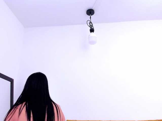 Katty-West live cam on BongaCams