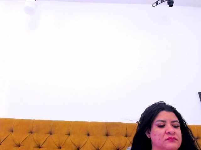 Katty-West live cam on BongaCams