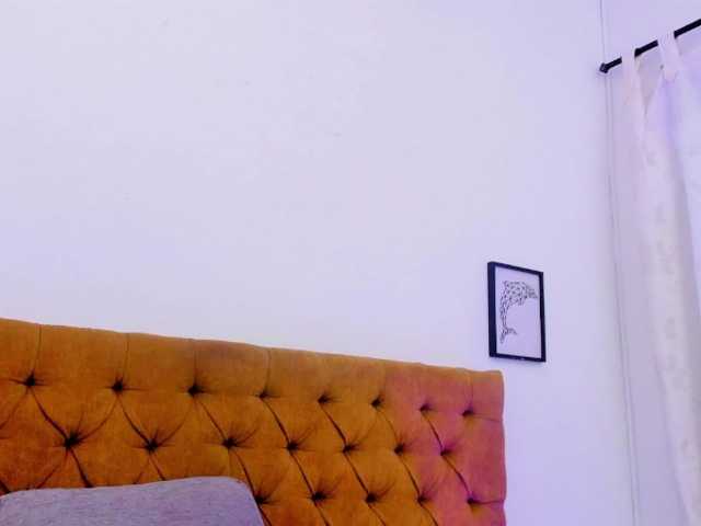 Katty-West live cam on BongaCams