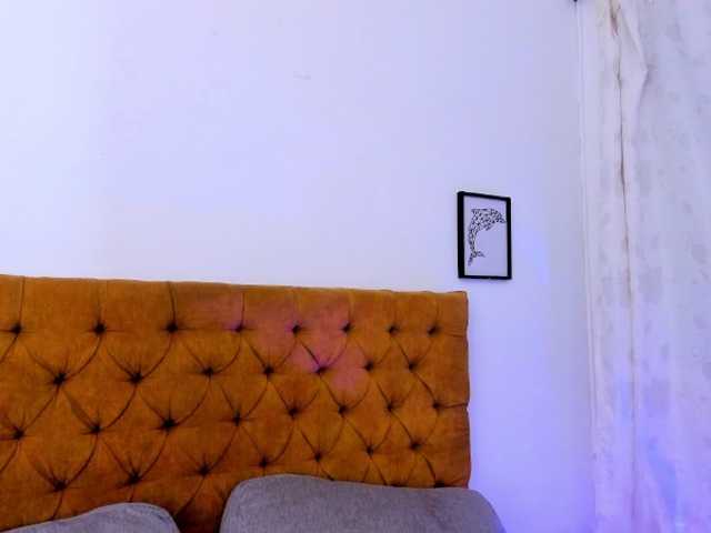 Katty-West live cam on BongaCams