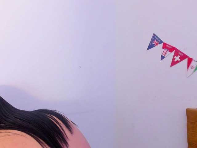 Katty-West live cam on BongaCams
