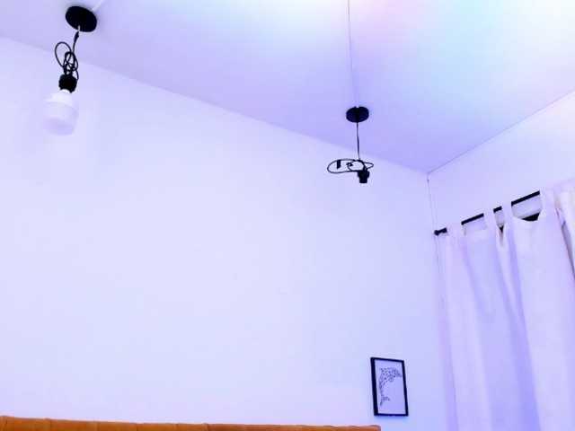 Katty-West live cam on BongaCams