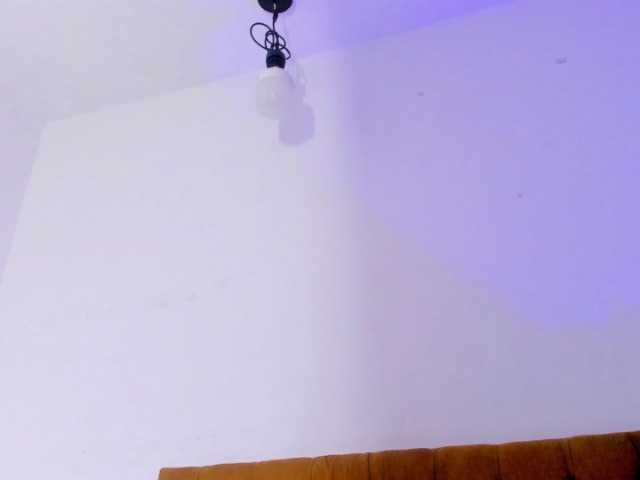 Katty-West live cam on BongaCams