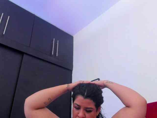 Katty-West webcam