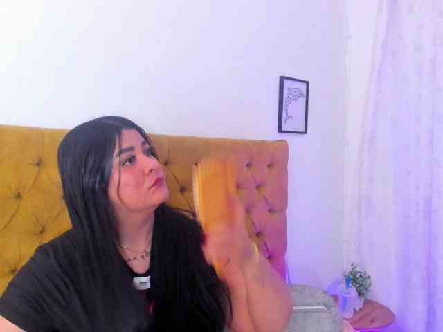 Katty-West webcam