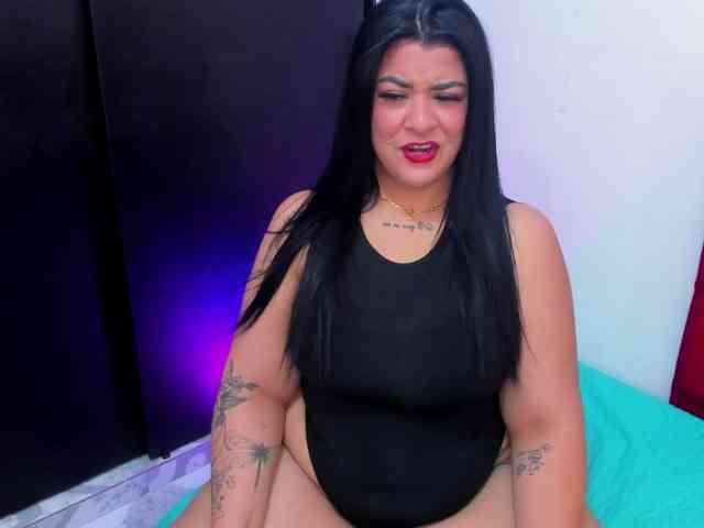 Katty-West webcam