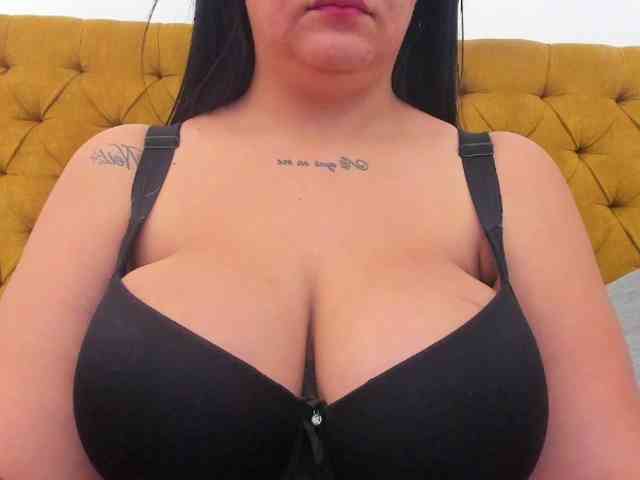 Katty-West webcam