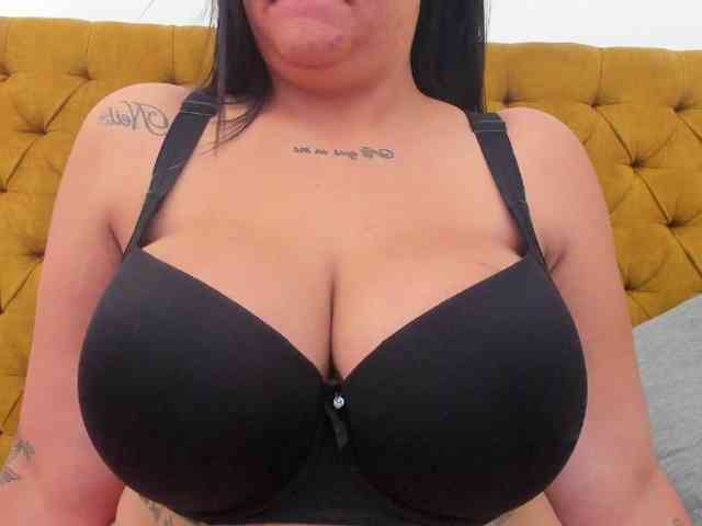 Katty-West webcam