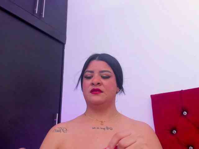 Katty-West webcam