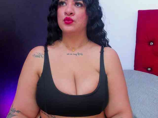 Katty-West webcam
