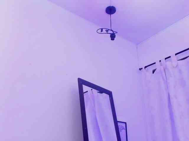 Katty-West webcam