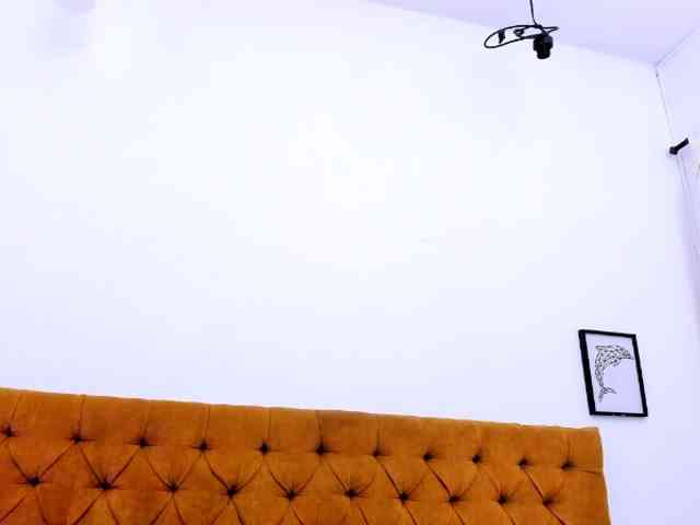 Katty-West webcam
