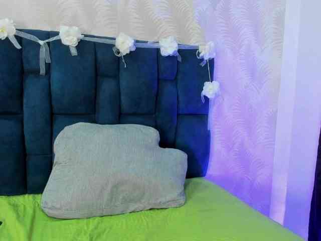 Katty-West webcam