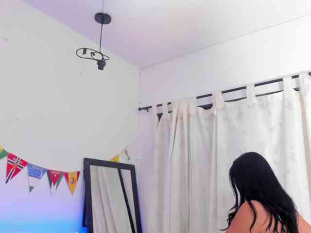 Katty-West webcam