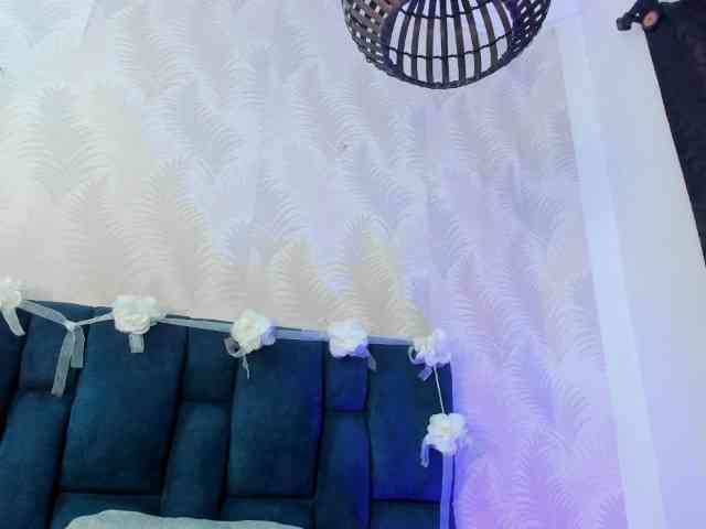 Katty-West webcam