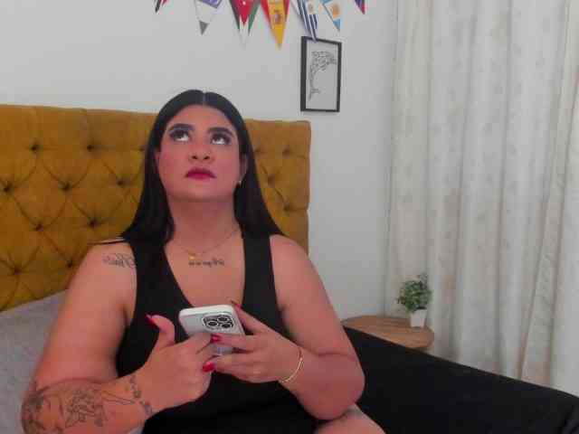 Katty-West webcam