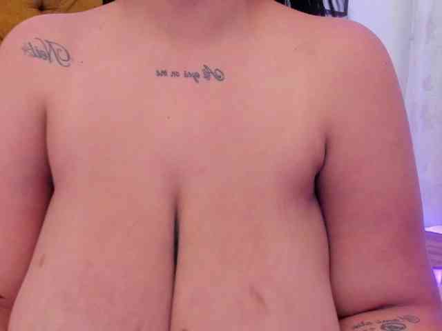 Katty-West webcam