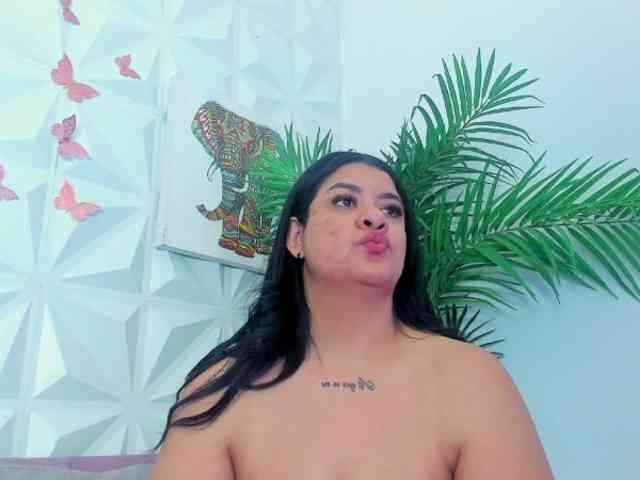 Katty-West webcam